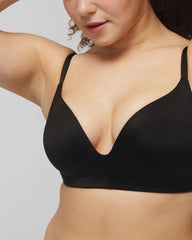 Soma / Wireless Push-Up Bra BLACK