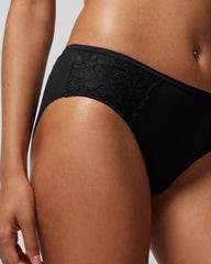 Soma / Cheeky Panty with Lace BLACK