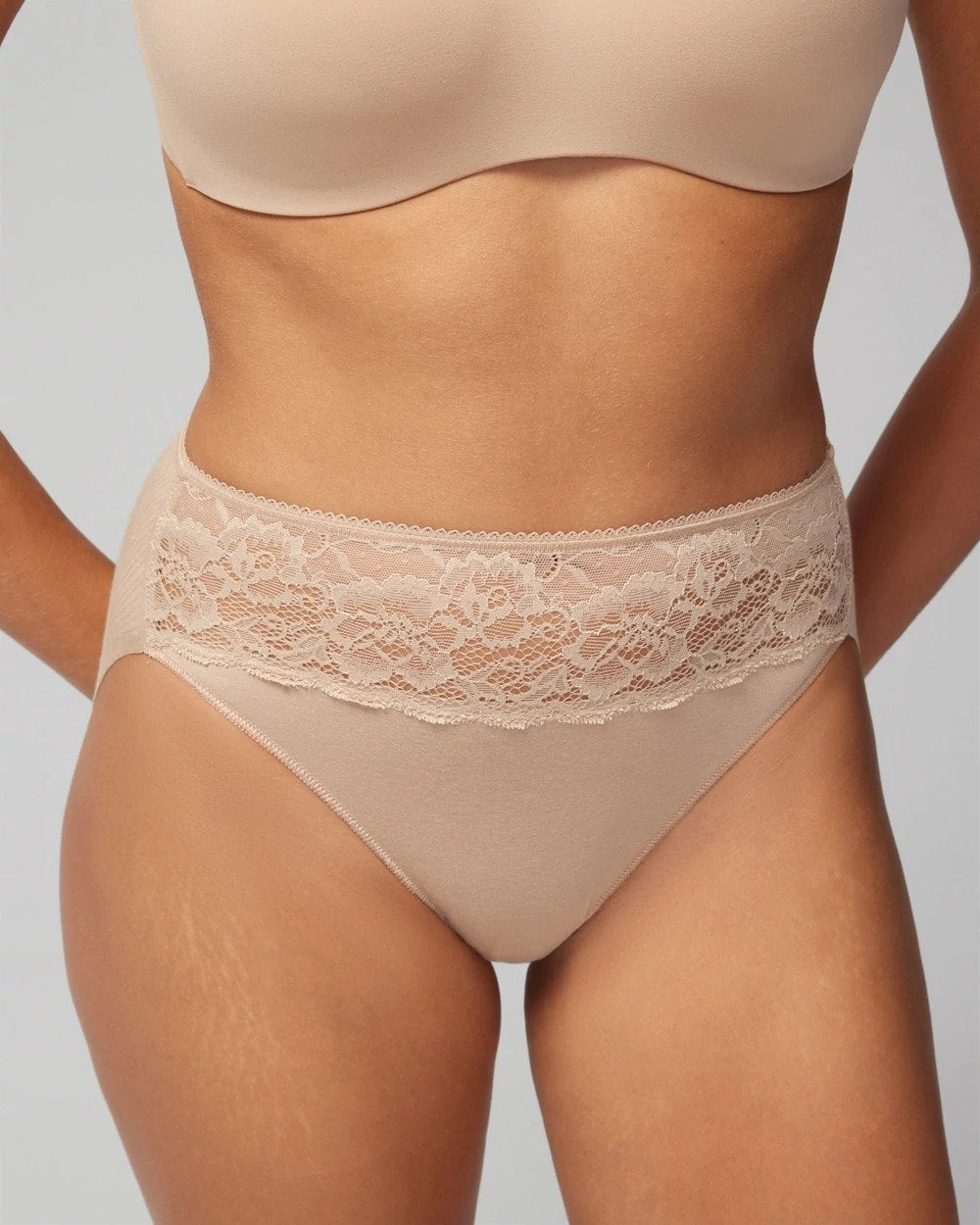 Soma / Cotton Blend High-Leg Panty with Lace WARM AMBER
