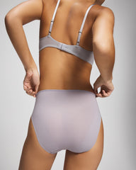 Soma / High-Leg Panty with Sensuous Embroidery MOONSTONE