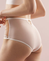 Soma / Framed Embroidery High-Waisted Cheeky Panty COCONUT ON SNDLWOOD MESH