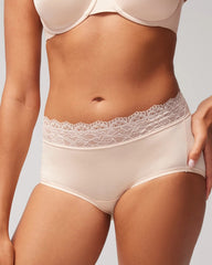 Soma / Brief Panty with Enchanting Lace PALE SAND