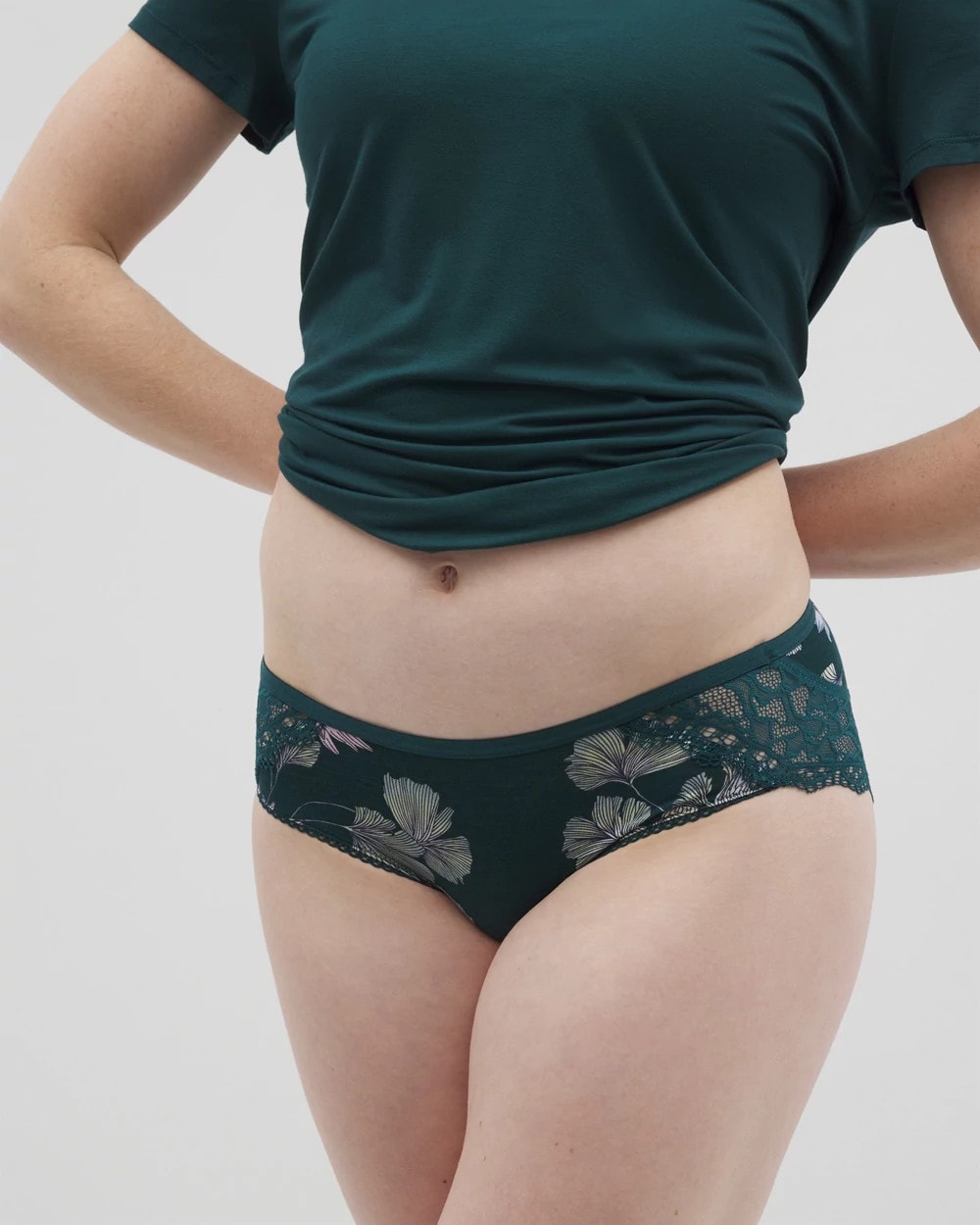 Soma / Hipster Panty with Enchanting Lace HAVEN BOTANICAL M DK SEA