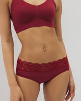 Soma / Hipster Panty with Enchanting Lace FIRST KISS