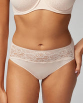 Soma / High-Leg Panty with Lace PALE SAND