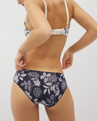 Soma / Bikini Panty with Lace MEANDERING GARDEN M NAVY