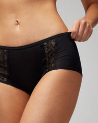Soma / Boyshort Panty with Enchanting Lace BLACK