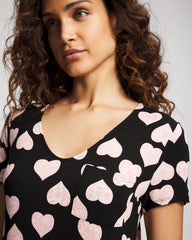 Soma / Short Sleeve Long Sleepshirt MANDALA HEARTS BLACK