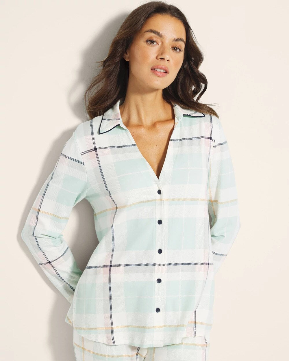 Soma / Long-Sleeve Notch Collar Pajama Top SNUGGLE UP PLAID GREEN