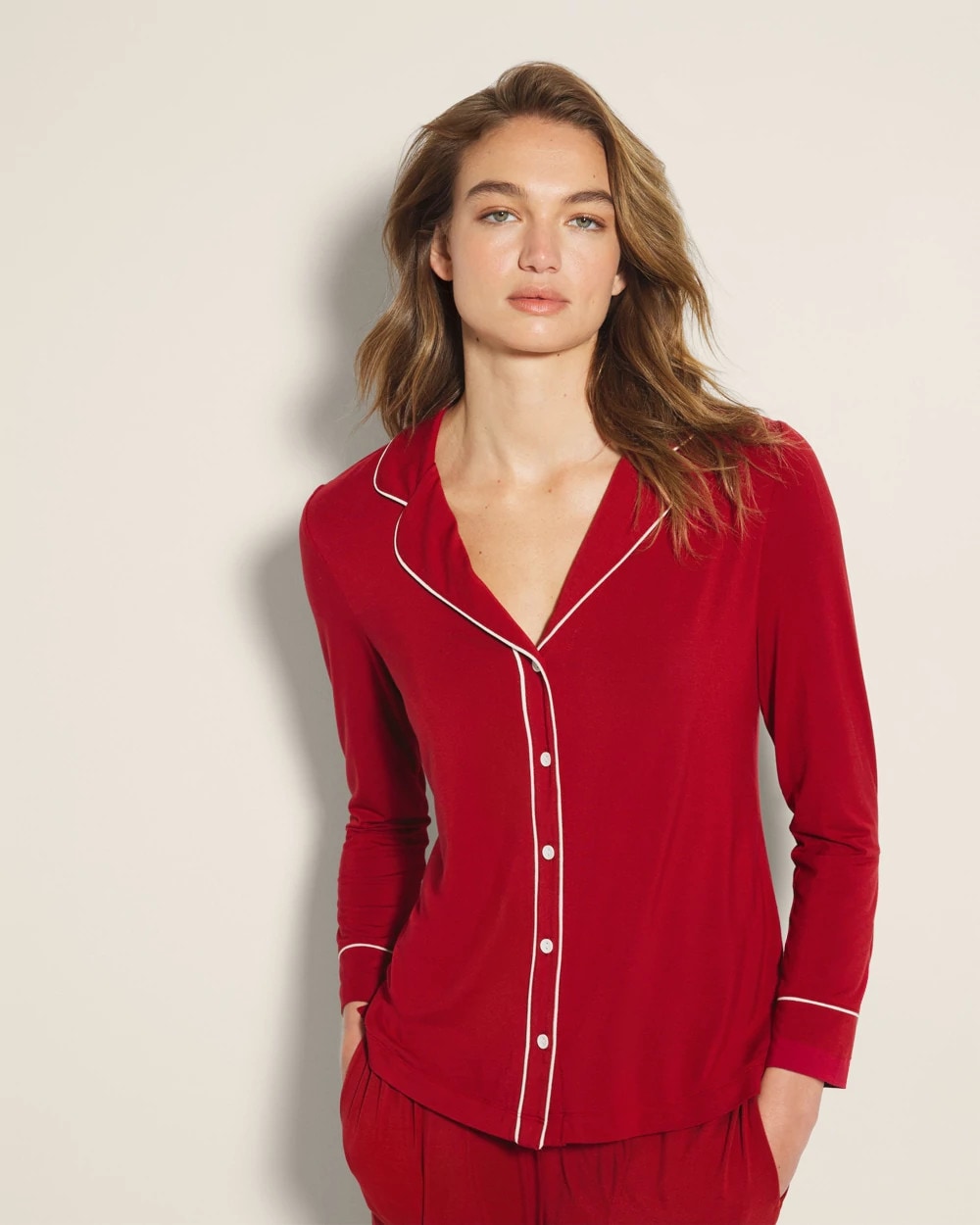 Soma / Long-Sleeve Notch Collar Pajama Top PAINT THE TOWN RED
