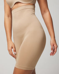 Soma / Mid-Level Shaping Seamless High-Waist Thigh Shaper ALMOND