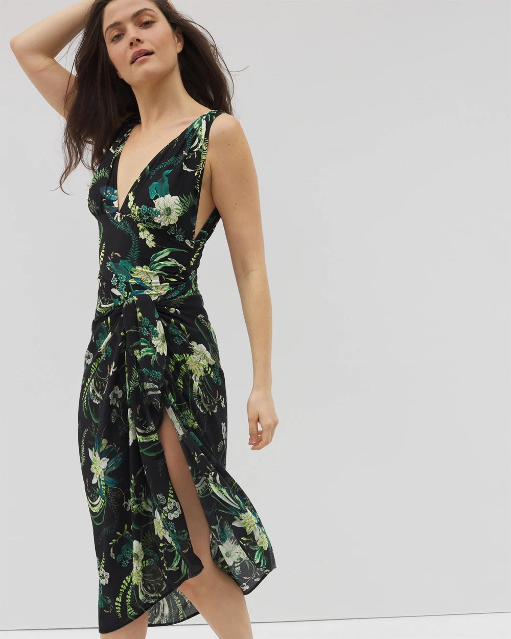 Soma / Rayon Crepe Pareo TROPICAL TWIST BLACK