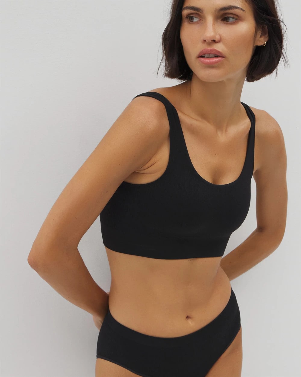 Soma / Seamless Rib Bralette BLACK