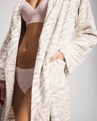 Soma / Plush Short Robe ZEBRA ZEN GRAY GLASS