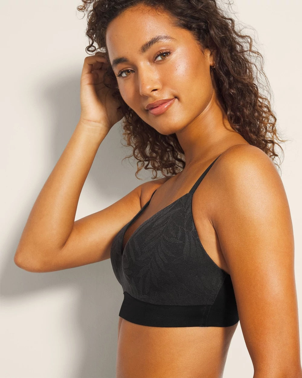 Soma / Wireless Bra with Lace BLACK