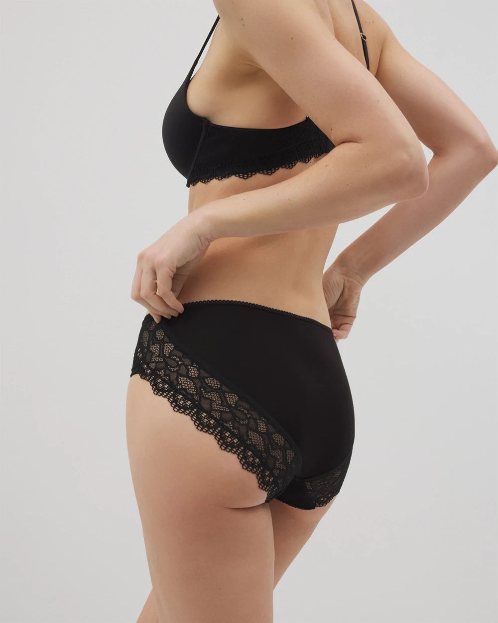 Soma / Lace Hipster BLACK