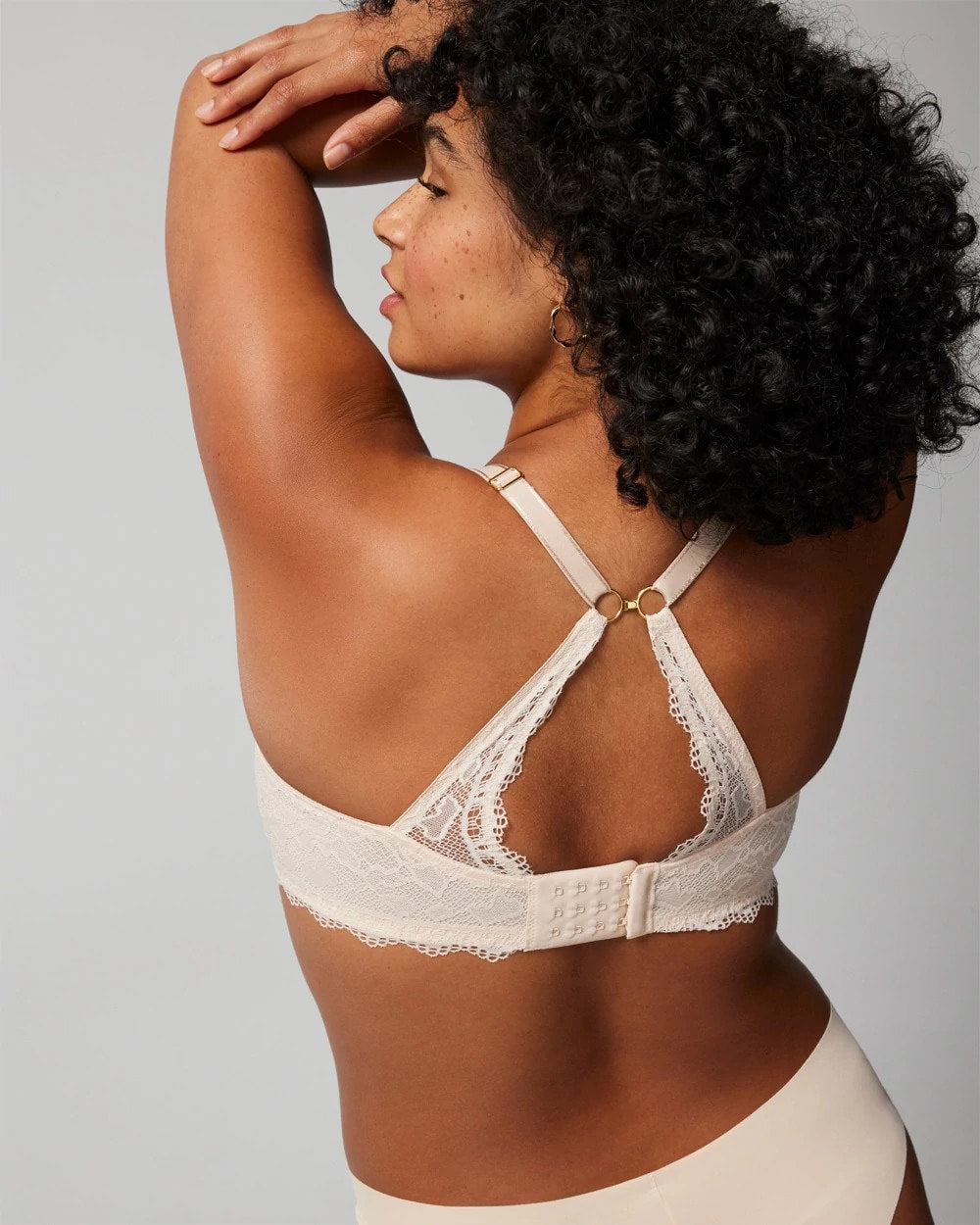 Soma / Push-Up Plunge Bra with Lace PALE SAND