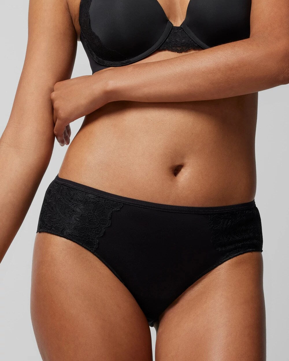Soma / Cheeky Panty with Lace BLACK