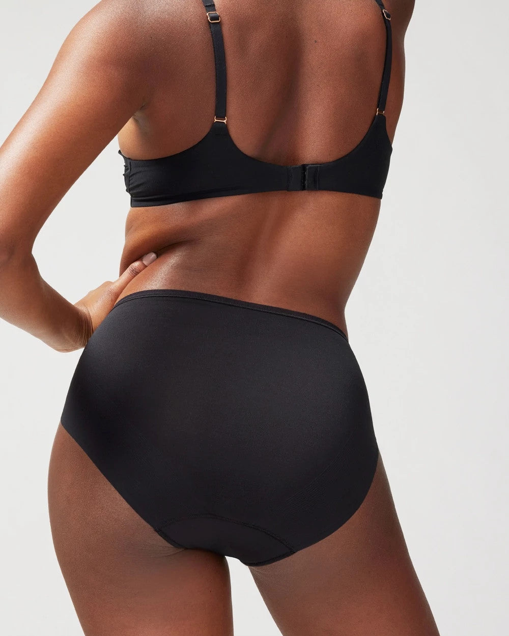 Soma / High-Leg Panty BLACK
