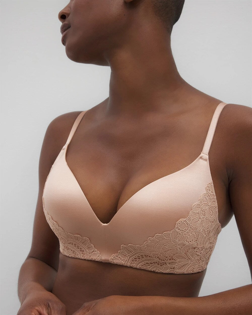 Soma / Wireless Lace Push-Up Bra HUSH