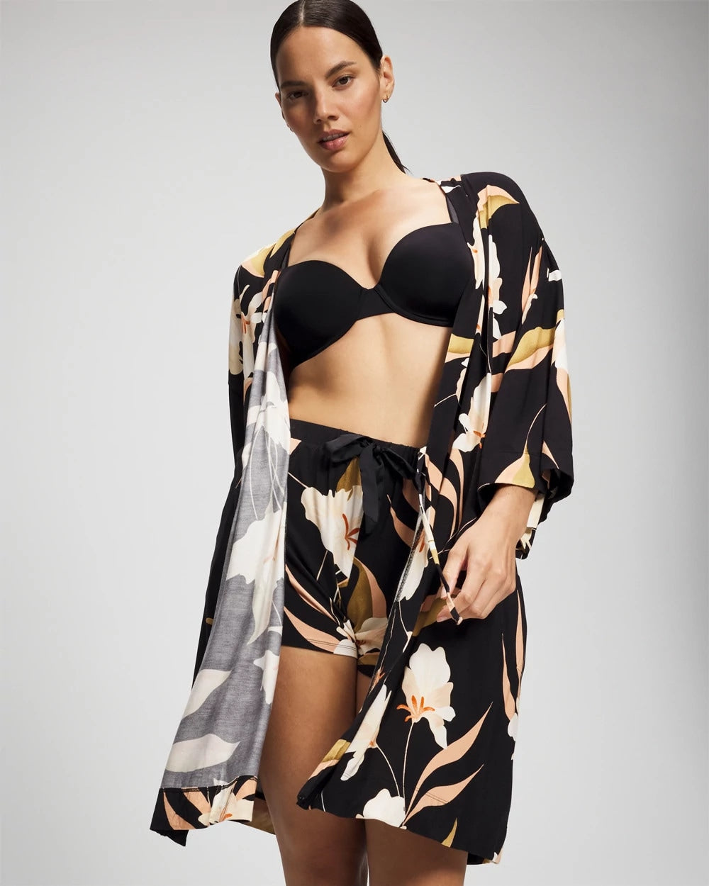 Soma / Short Robe MYSTIC BLOOMS BLACK MID