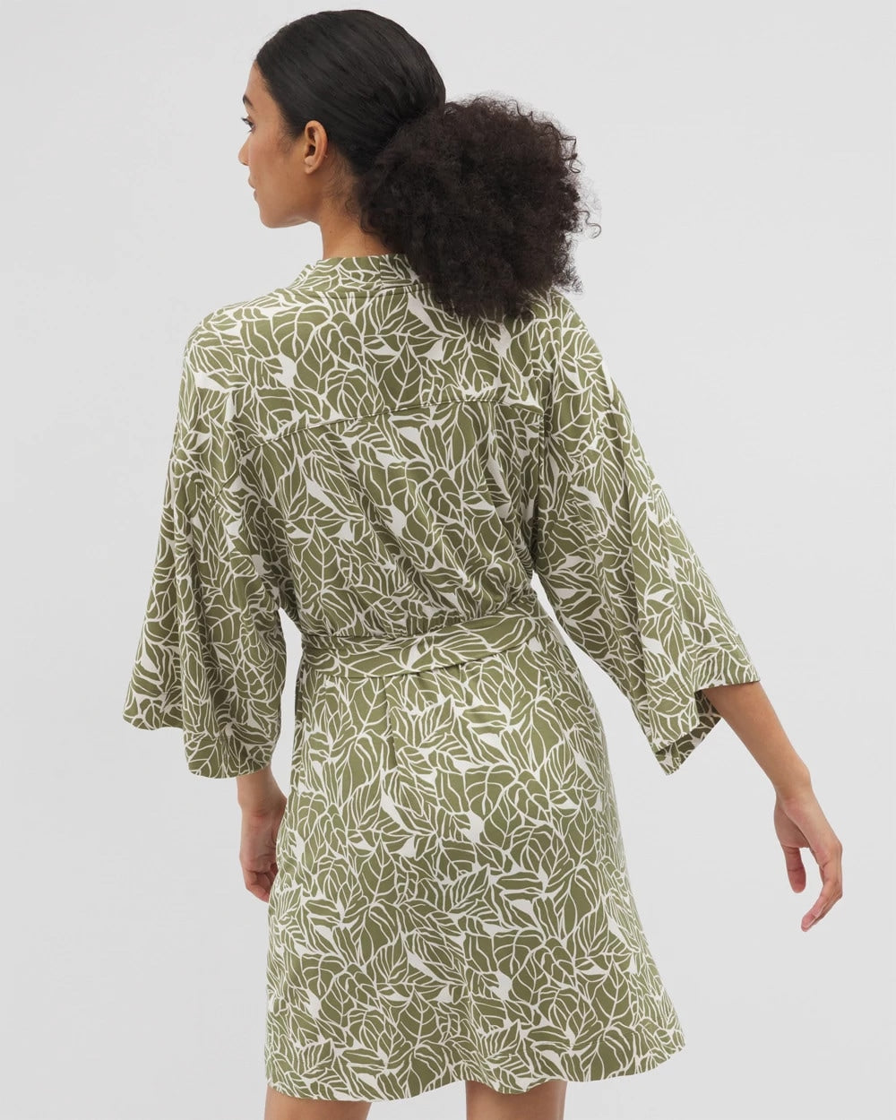 Soma / Short Robe PALMTASTIC VETIVER/CHAMP