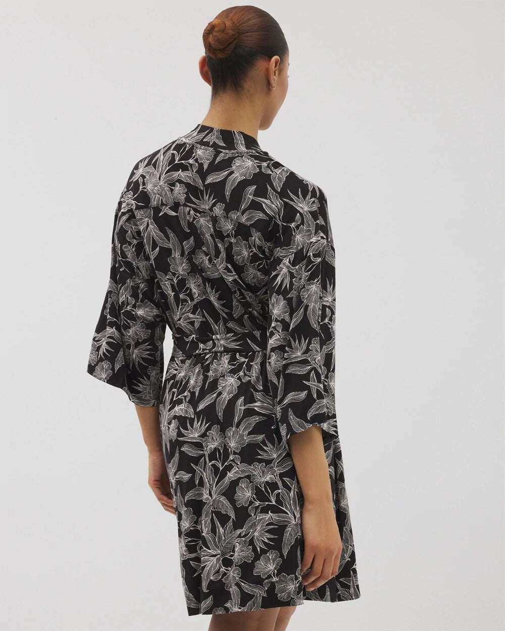 Soma / Short Robe PLUMERIA BLOOMS BLK CH