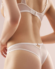 Soma / Framed Embroidery Tanga Panty COCONUT ON SNDLWOOD MESH