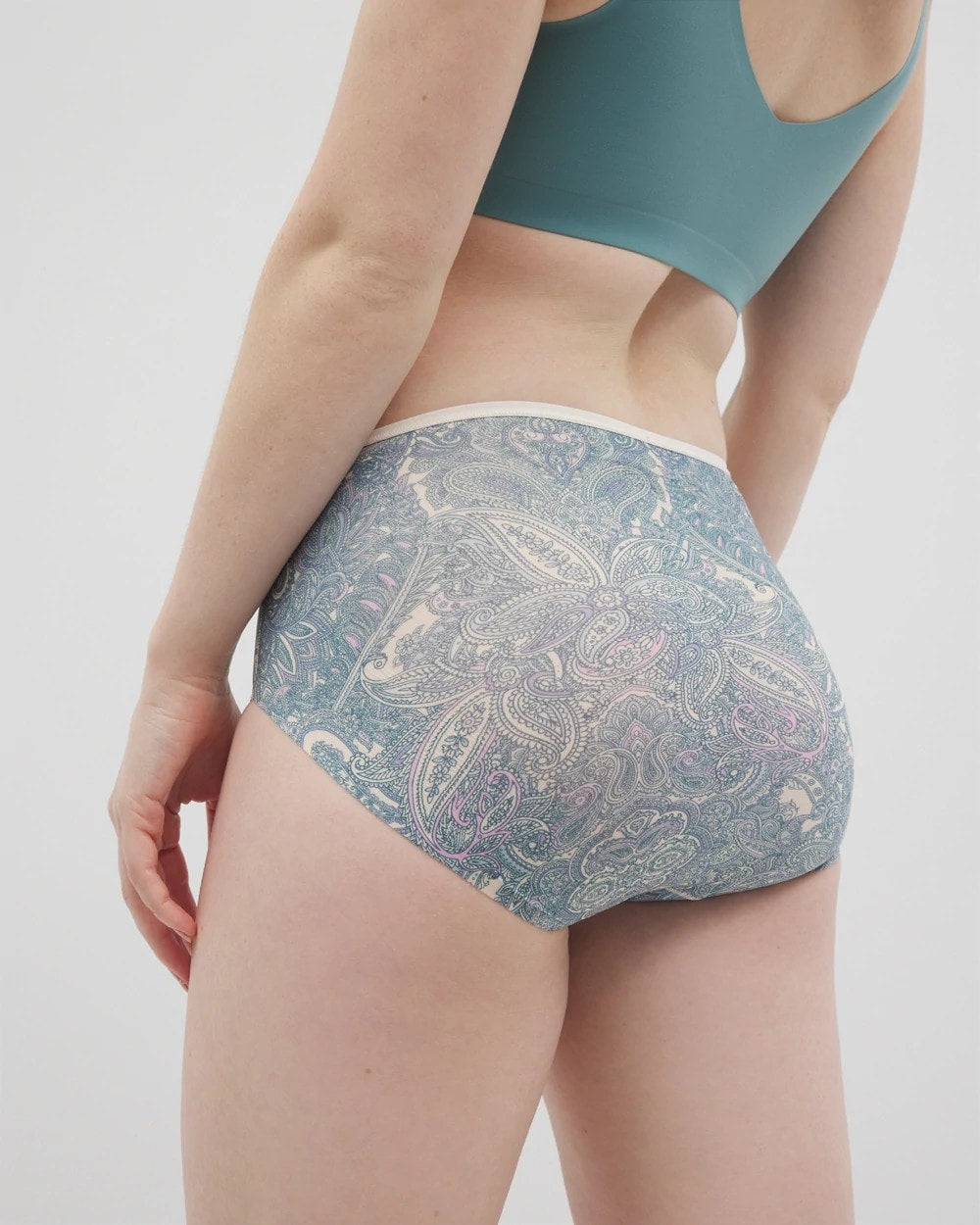 Soma / Modern Brief Panty GLOBAL PAISLEY M CHAMP
