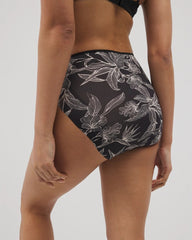 Soma / Vanishing Edge Microfiber Modern Brief Panty with Lace PLUMERIA BLOOMS BLK CH