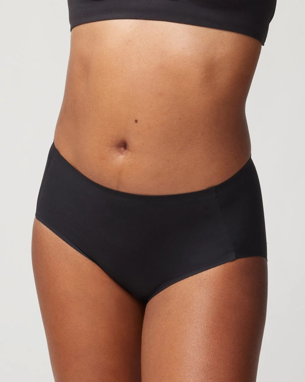 Soma / Soft Stretch Modern Brief Panty BLACK