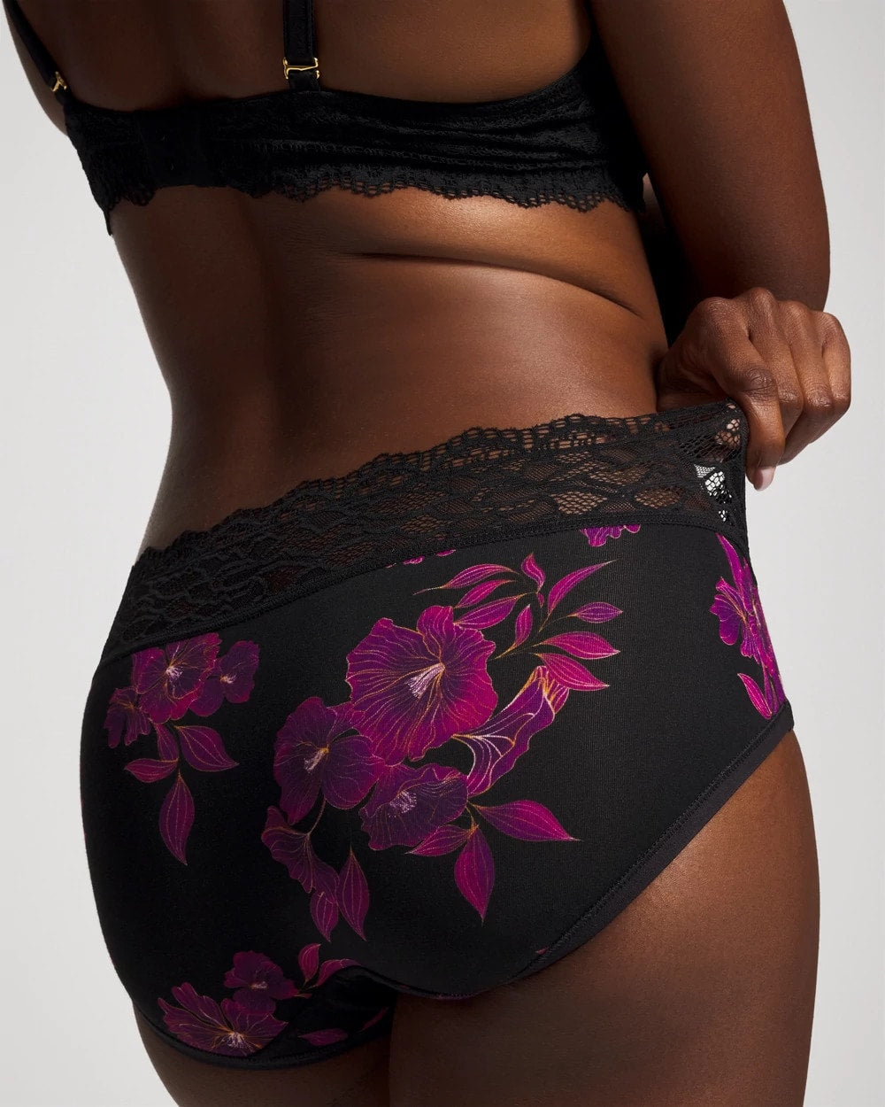 Soma / Hipster Panty with Enchanting Lace GILDED BLOOMS MAGENTA M