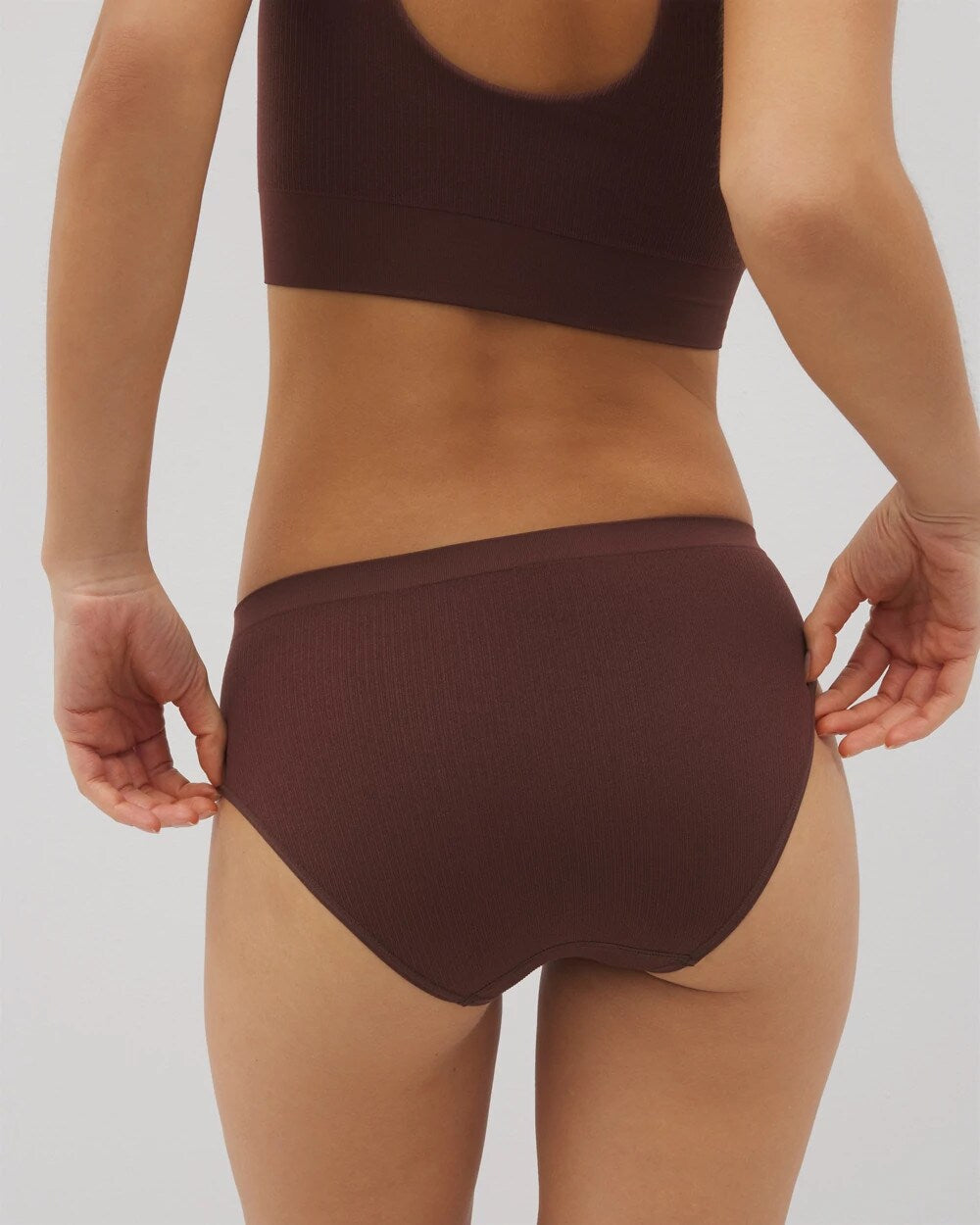 Soma / Seamless Rib Hipster Panty MOCHA