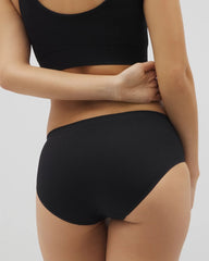 Soma / Seamless Rib Hipster Panty BLACK