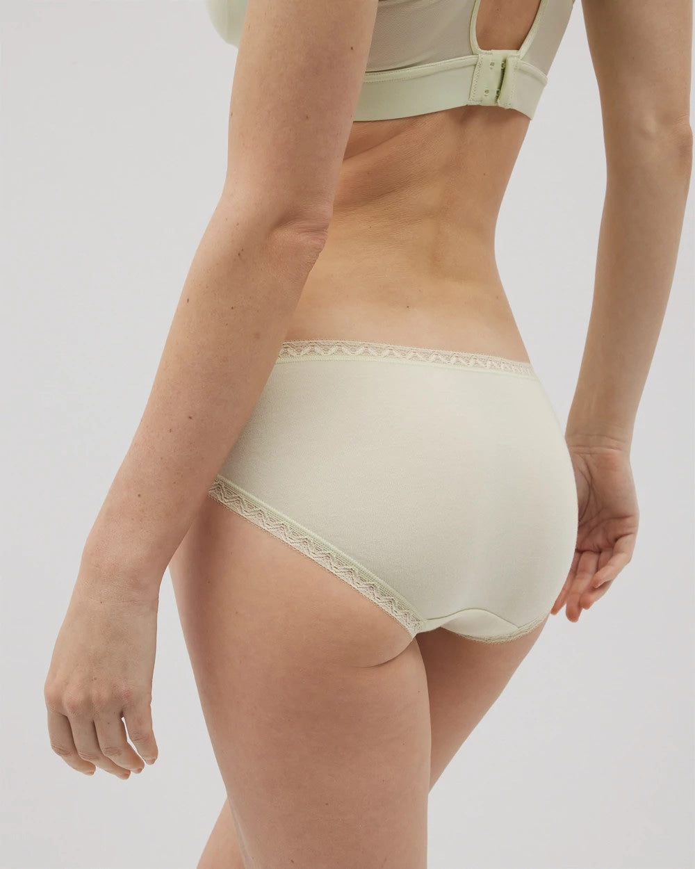 Soma / Cotton Hipster Panty with Lace Trim ALOE WASH