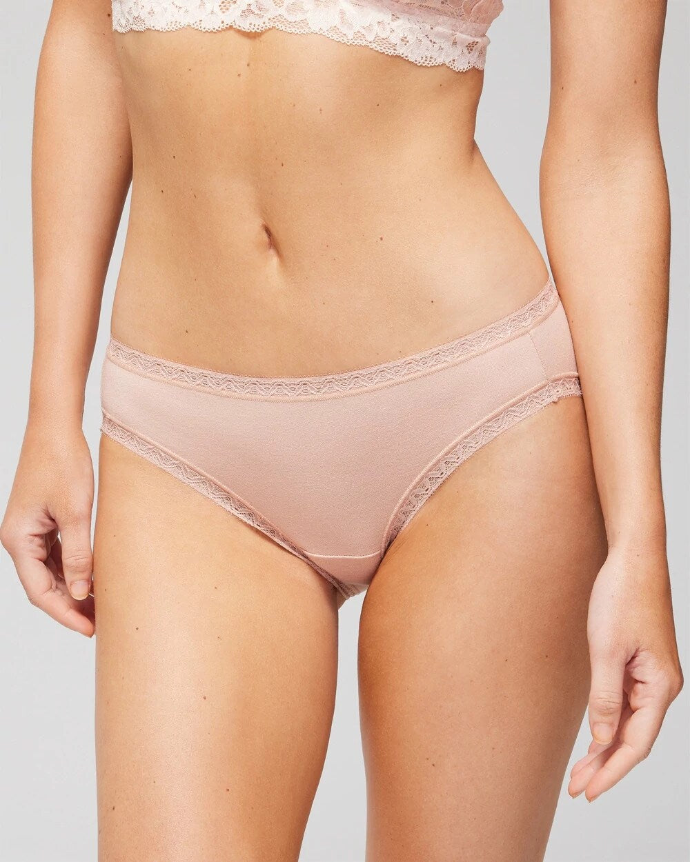 Soma / Cotton Hipster Panty with Lace Trim HUSH