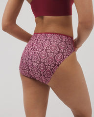 Soma / Edge High-Leg Panty with Lace PLENTIFUL PIECES KISS
