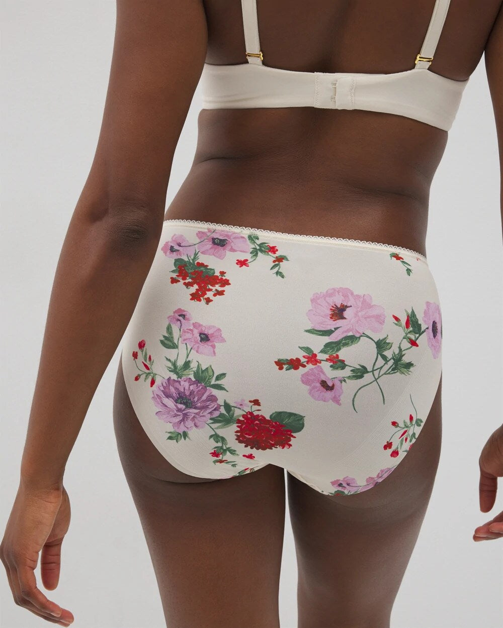 Soma / Edge High-Leg Panty with Lace RHAPSODY FLORA M SUGAR