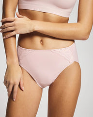 Soma / Tummy High-Leg Brief Panty with Lace PRETTY PINK