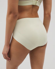 Soma / Tummy High-Leg Brief Panty with Lace ALOE WASH