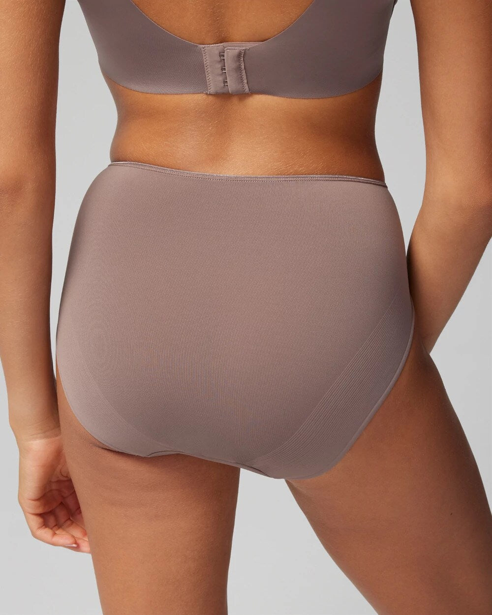 Soma / High-Leg Brief Panty MOCHACCINO