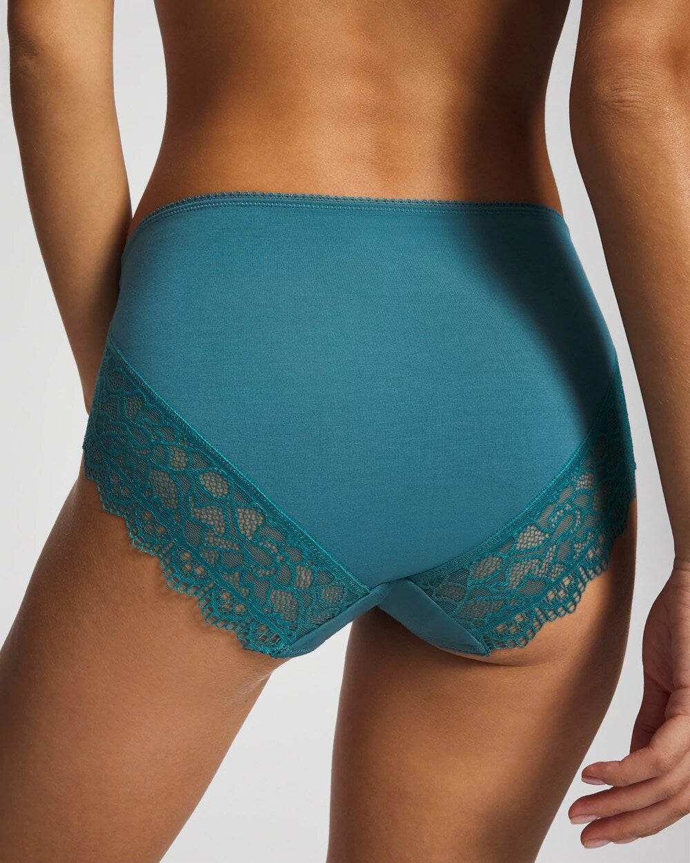 Soma / High-Leg Panty with Enchanting Lace CERULEAN TEAL