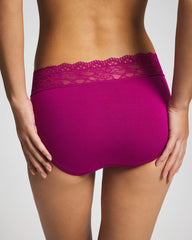 Soma / High-Leg Panty with Enchanting Lace MAGENTA ORCHID
