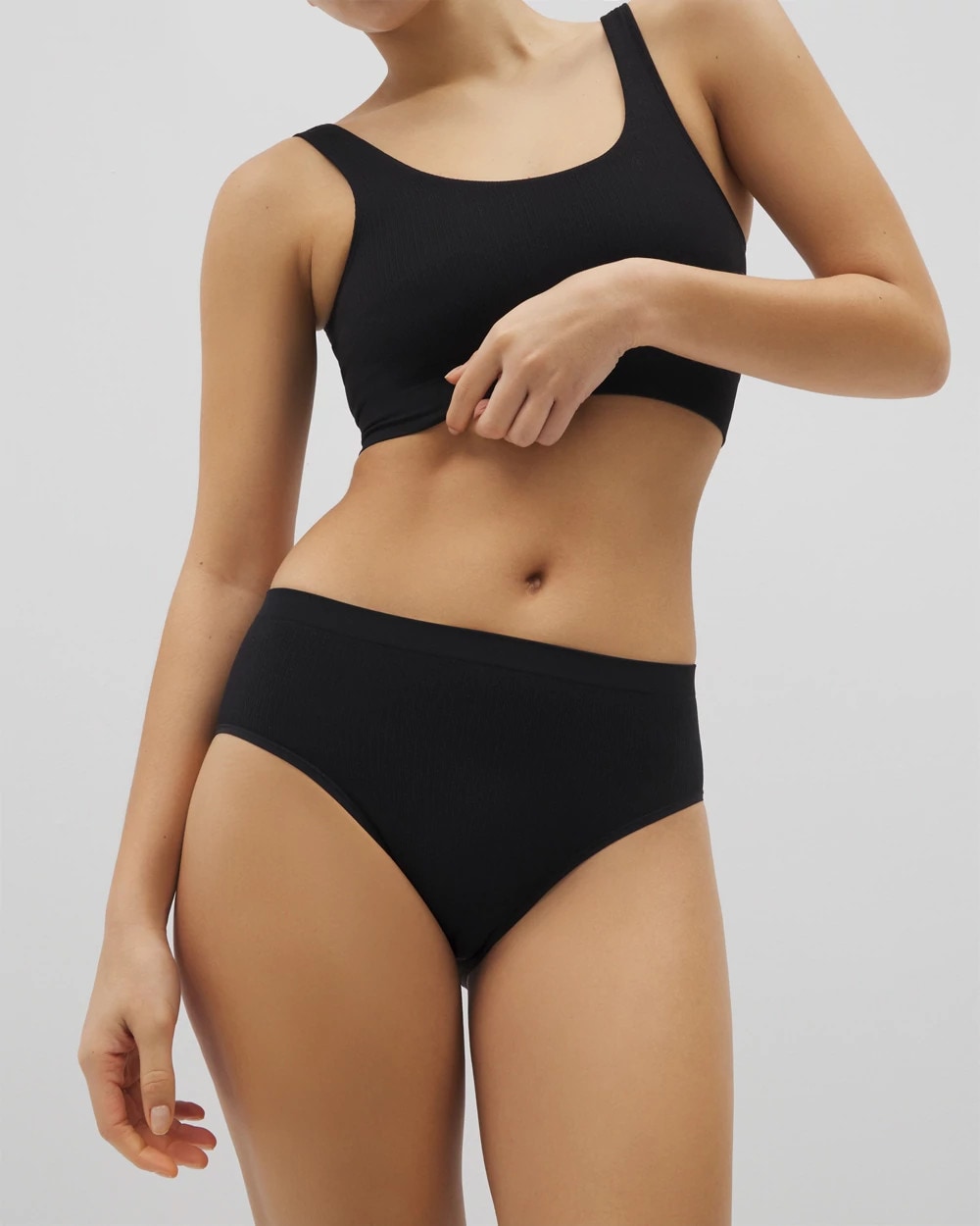 Soma / Seamless Rib High-Leg Panty BLACK