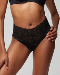 Soma / High-Waist Thong Panty with Enchanting Lace BLACK