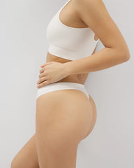 Soma / Seamless Rib Thong Panty IVORY