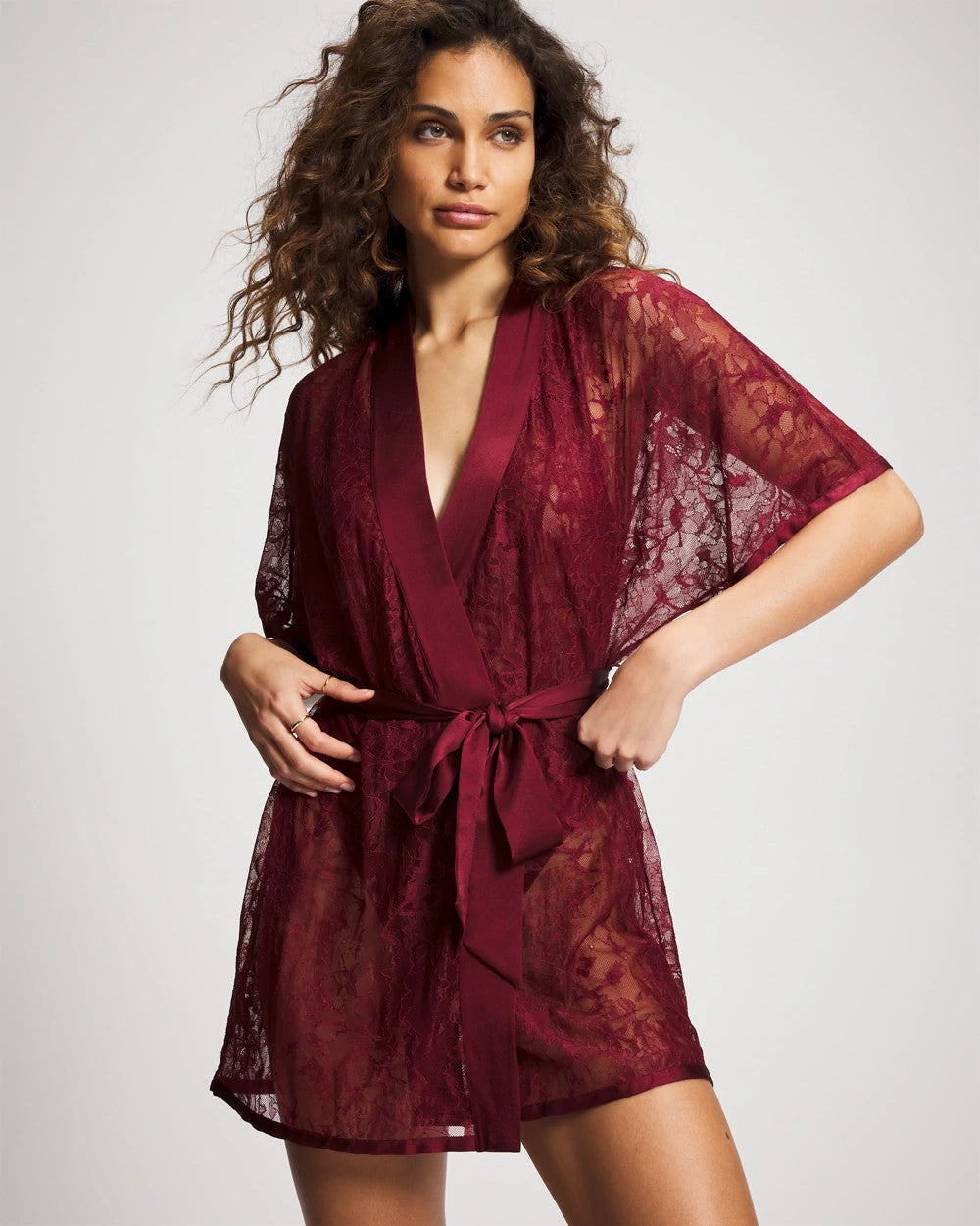 Soma / Lace And Silk Robe RED VELVET