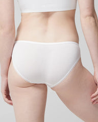 Soma / Bikini Panty with Enchanting Lace OPTIC WHITE