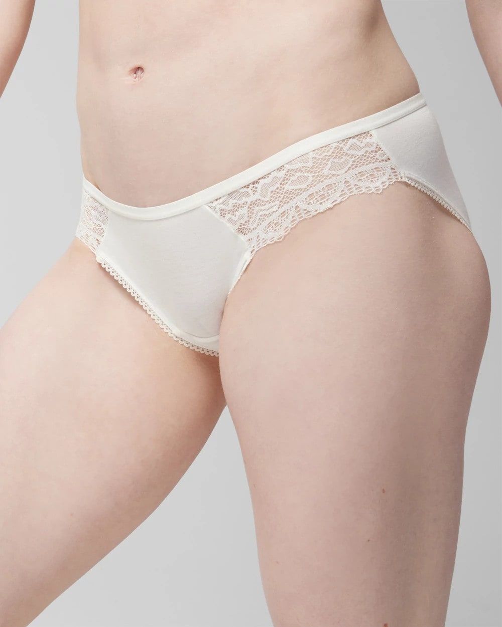 Soma / Bikini Panty with Enchanting Lace IVORY