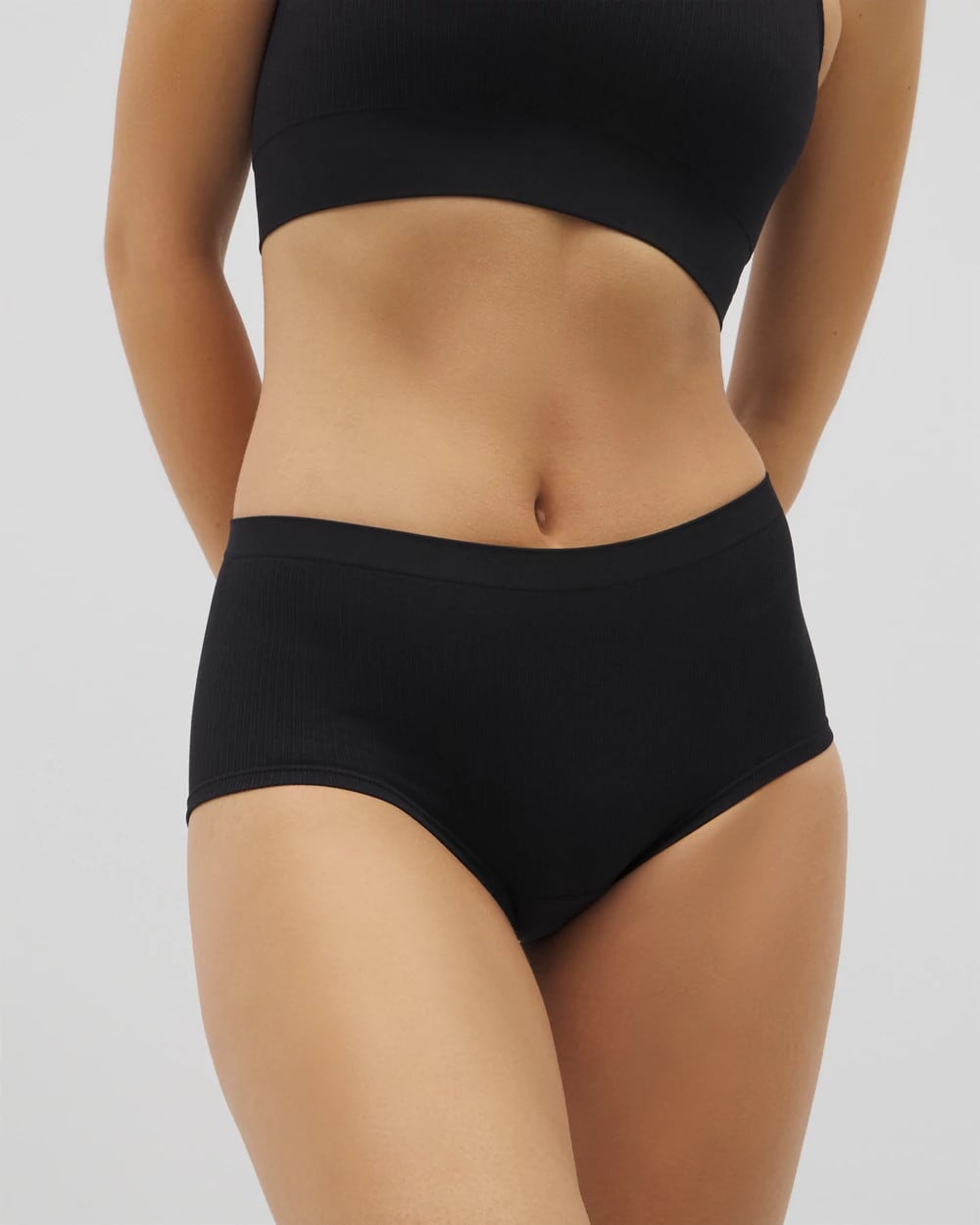 Soma / Seamless Rib Boyshort Panty BLACK
